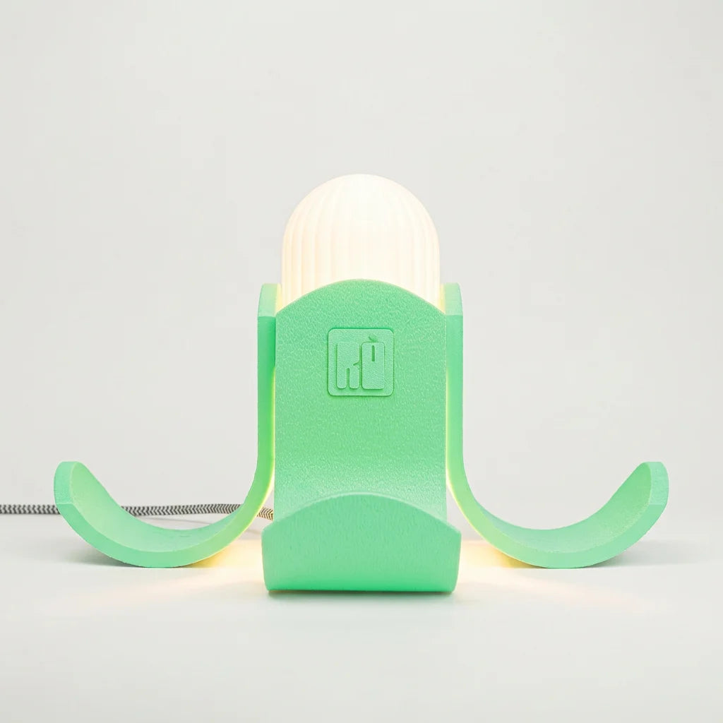 luminaria acesa verde menta romulo temigue