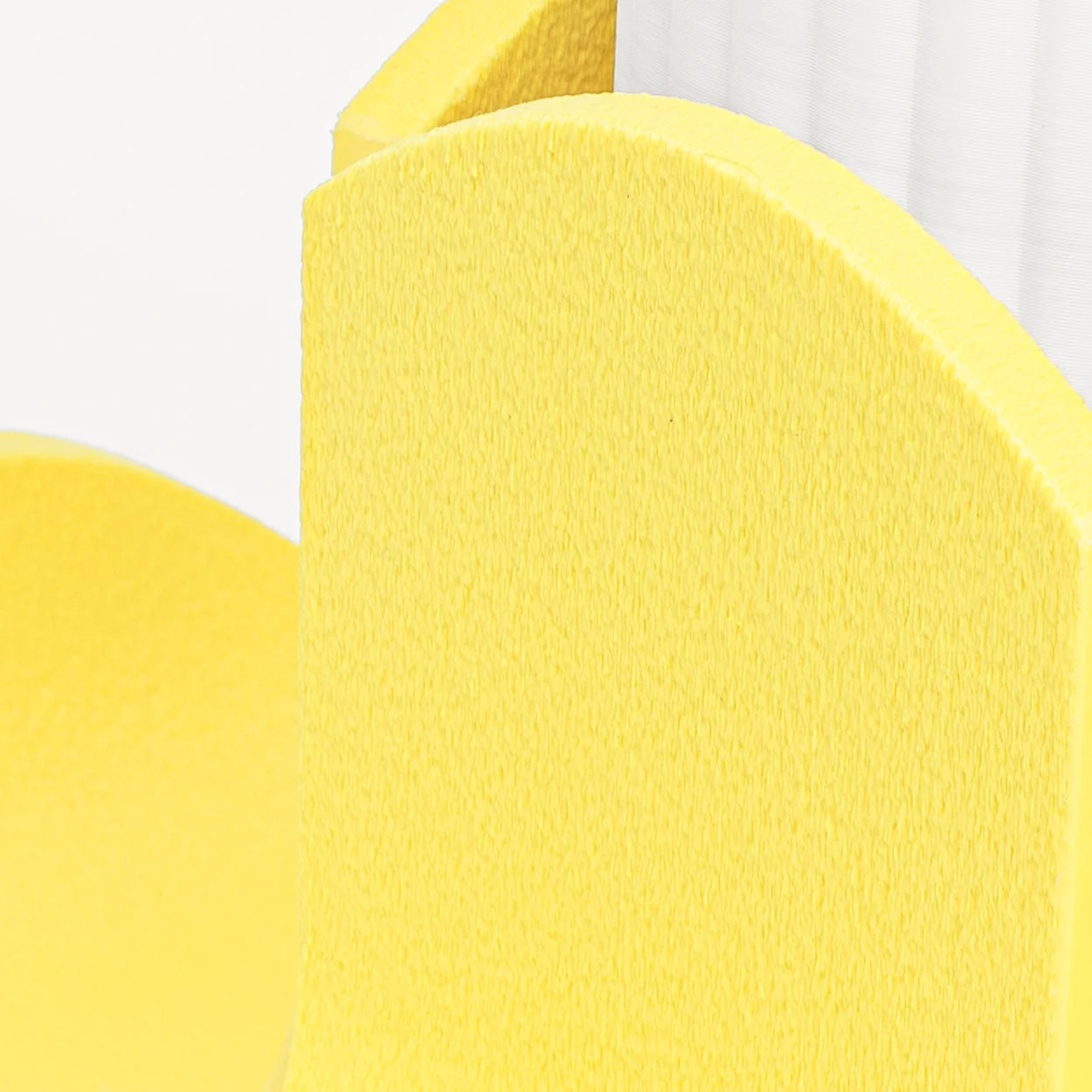 luminaria banana romulo temigue detalhe 2